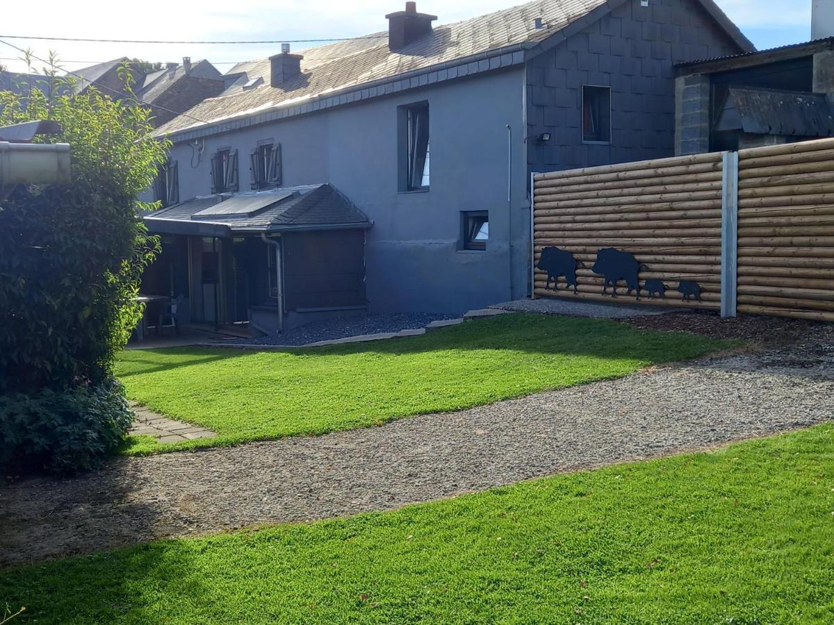 Villa Le Sanglier Bertogne Exterior foto